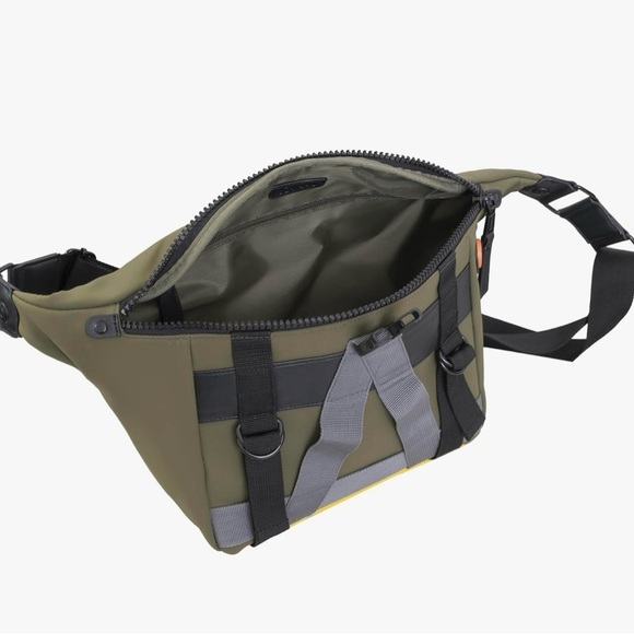 Joan & David 20” Sport Crossbody/Sling Pouch NWT - Picture 2 of 5